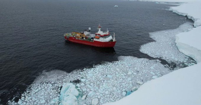 Italian Icebreaker Breaks Record for Southward Travel